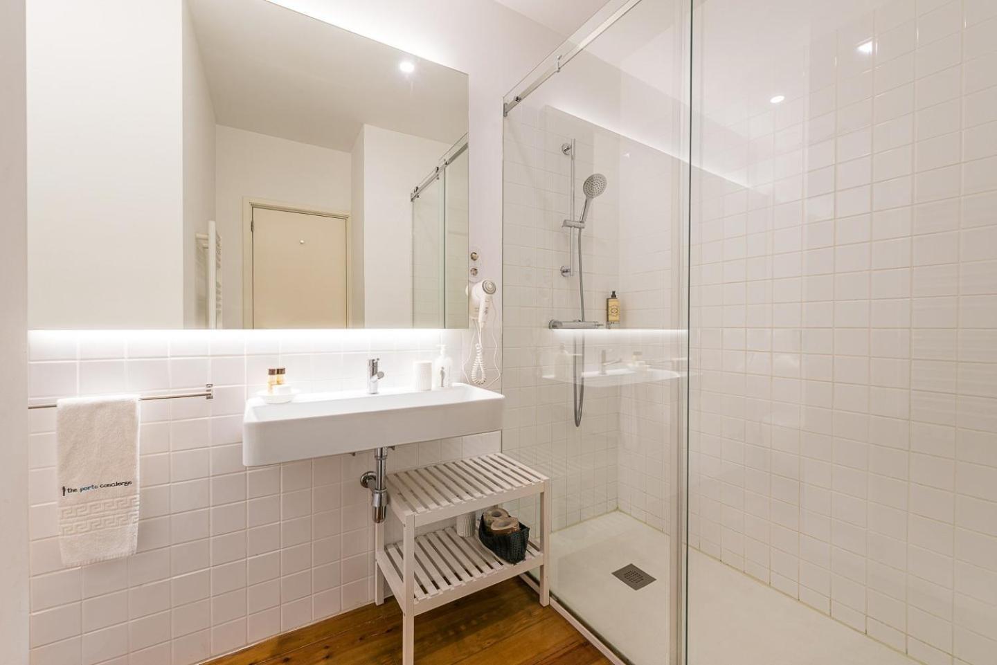 Guestready - Cedofeita Pool Suites OOporto Esterno foto