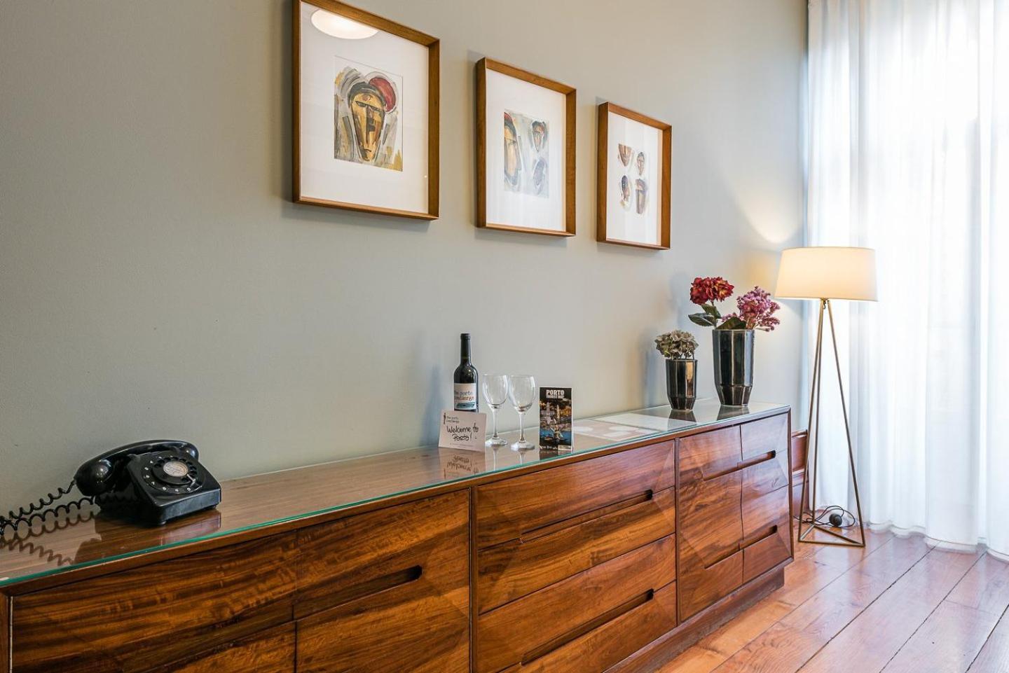 Guestready - Cedofeita Pool Suites OOporto Esterno foto