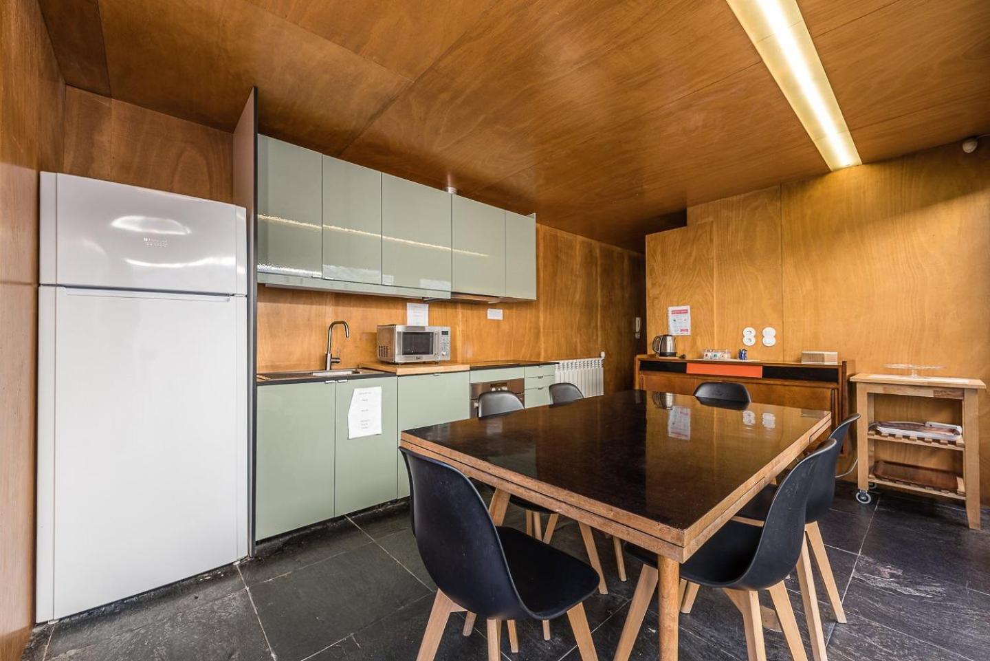 Guestready - Cedofeita Pool Suites OOporto Esterno foto
