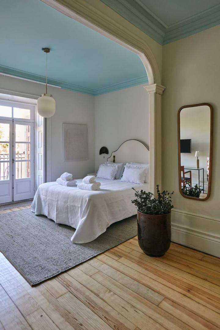 Guestready - Cedofeita Pool Suites OOporto Esterno foto