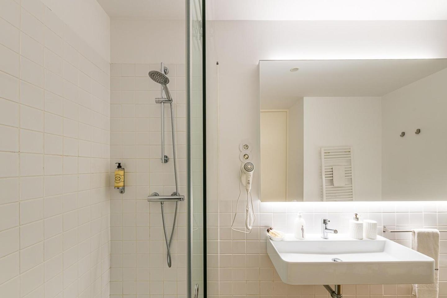 Guestready - Cedofeita Pool Suites OOporto Esterno foto